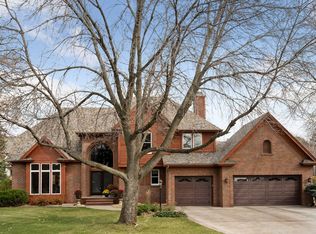 815 Quail Ridge Rd, Eagan, MN 55123