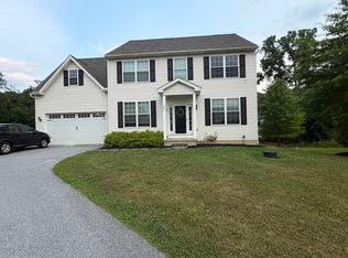 205 Carriage Walk Dr, West Chester, PA 19380