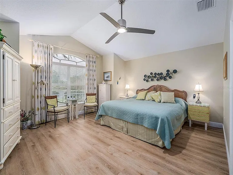 1281 Pendleton Cir — Photo 22