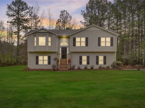 33 Steel Rd, Tallapoosa, GA 30176