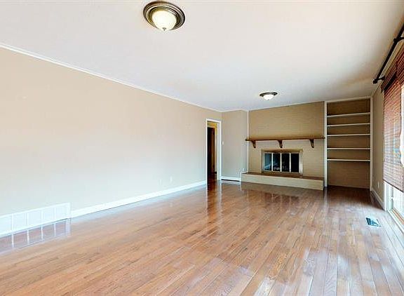 5th image of 5604 Marilyn Dr