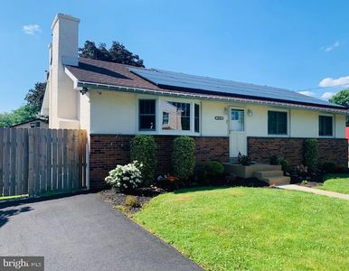 4326 Spruce Ave, Trevose, PA, 19053
