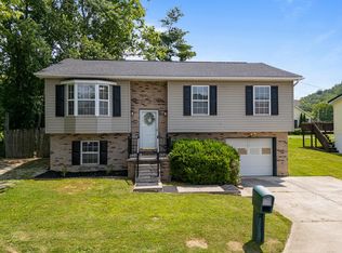 3 Whispering Pines Ct, Huntington, WV 25704