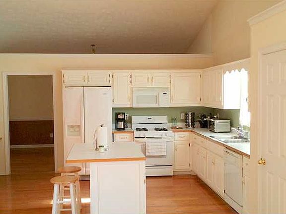 5th image of 2730 Lenora Springs Dr