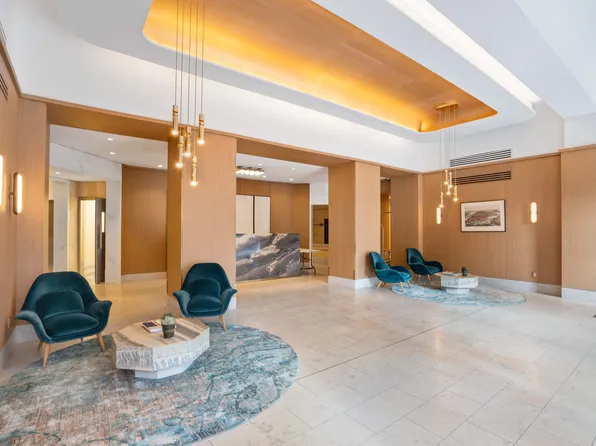 377 Rector Place image 9 of 9