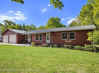 5519 Ann Dr, Bath, MI 48808