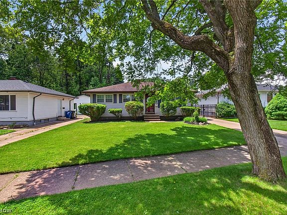 4th image of 1105 Birch Ln