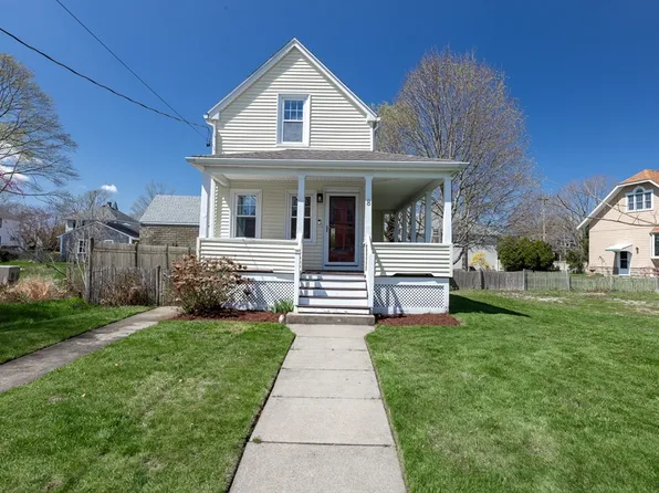 8 Hitch St, Fairhaven, MA 02719