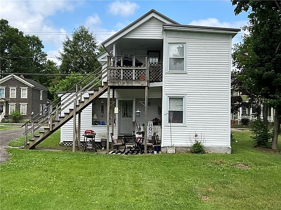 5th image of 19 Grove Ave