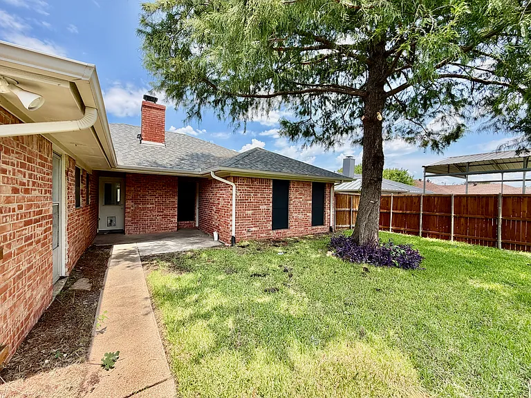 3205 Bryan St — Photo 22