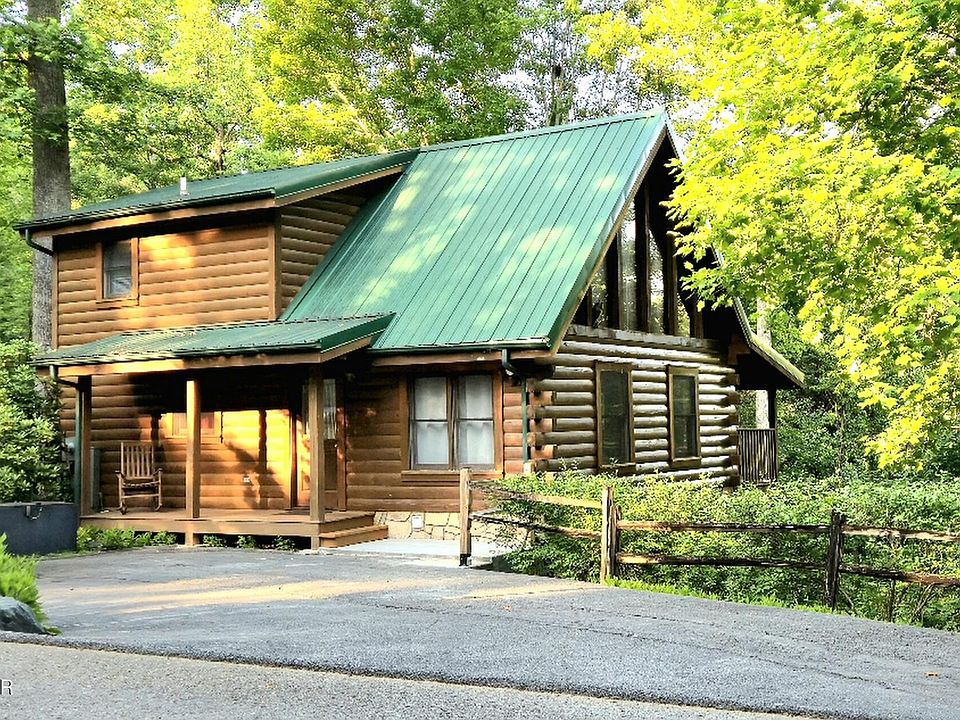 1st image of 742 Yona Trail Way