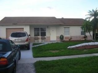 7900 SW 3rd St, North Lauderdale, FL 33068