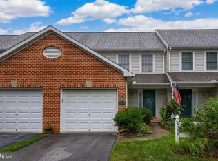 4028 Parkside Ct, Mount Joy, PA 17552