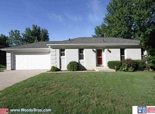 1223 Starview Ln, Lincoln, NE 68512