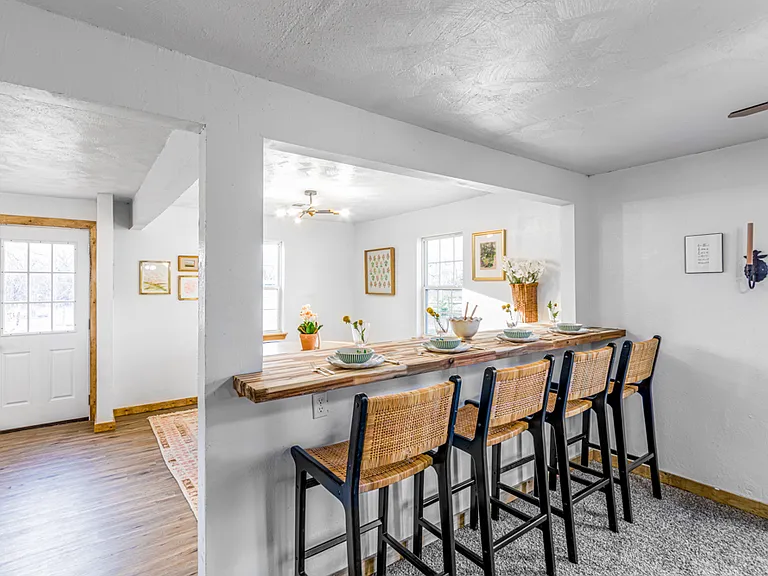 412 N Ripley Rd — Photo 8