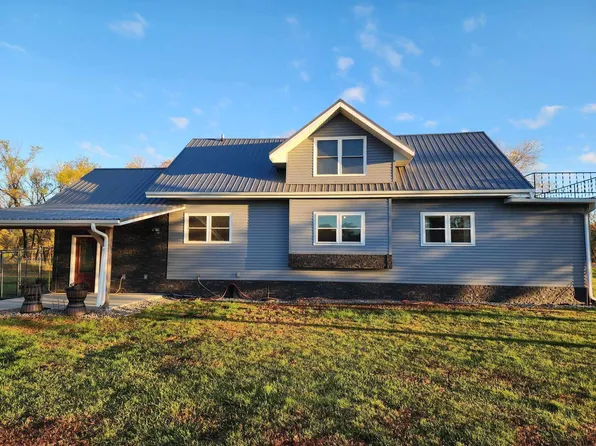 38455 115th St, Aberdeen, SD 57481