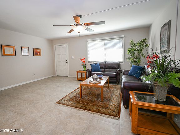 3rd image of 1721 E ELLIS Drive
