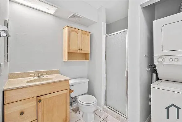 3 bed, 1279 sqft, $3,500 — Photo 2