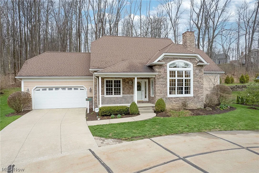 8096 Long Forest Dr photo 1