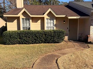 425 High Point Ln, Tallahassee, FL 32301