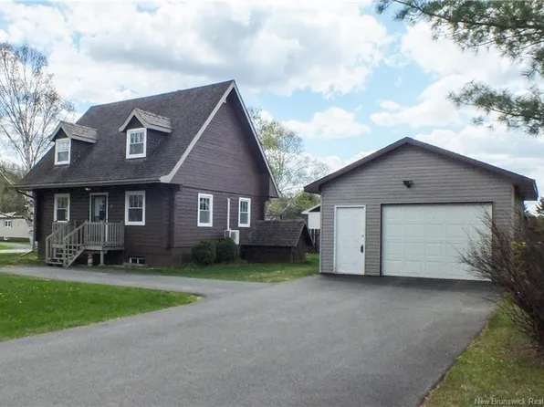 8 Centennial Row, Perth Andover, NB E7H 1R5