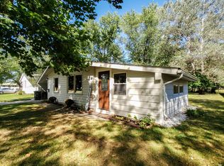 143 Hillcrest St, Hobart, IN