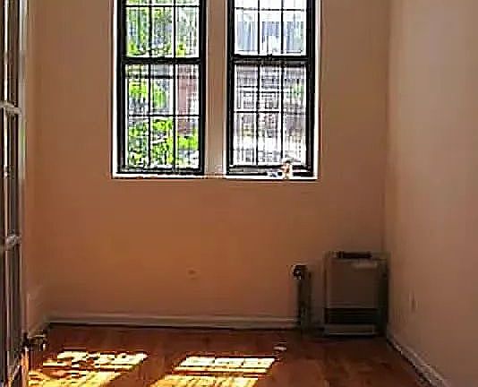 4th image of 215 Central Ave #1C