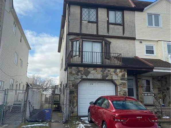 574 Travis Ave, Staten Island, NY 10314