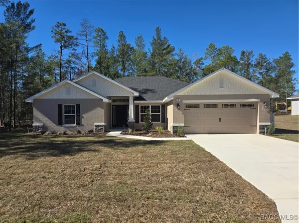 56 Grass St, Homosassa, FL 34446