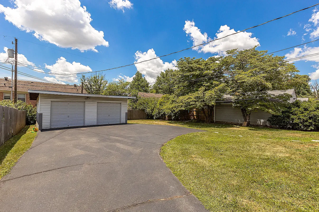 1 bed, $1,050 — Photo 3