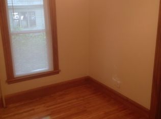 128 Lake Ave, Worcester, MA 01604