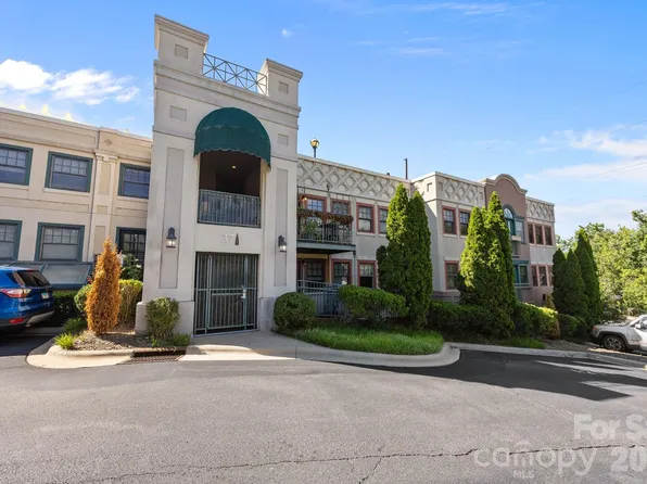 37 Hiawassee St APT W-102, Asheville, NC 28801