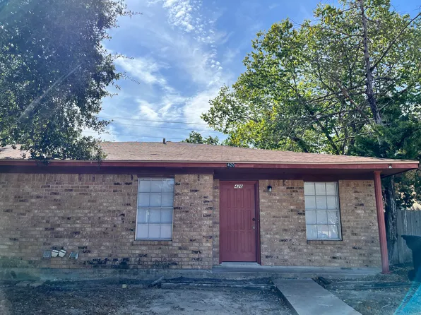 420 Manuel Dr, College Station, TX 77840