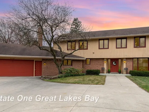 2915 Nottingham Dr E, Saginaw, MI 48603