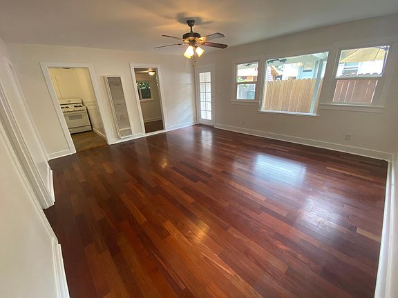 2nd image of 2056 Maiden Ln #2