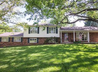 118 Ravenwood Rd, Versailles, KY 40383