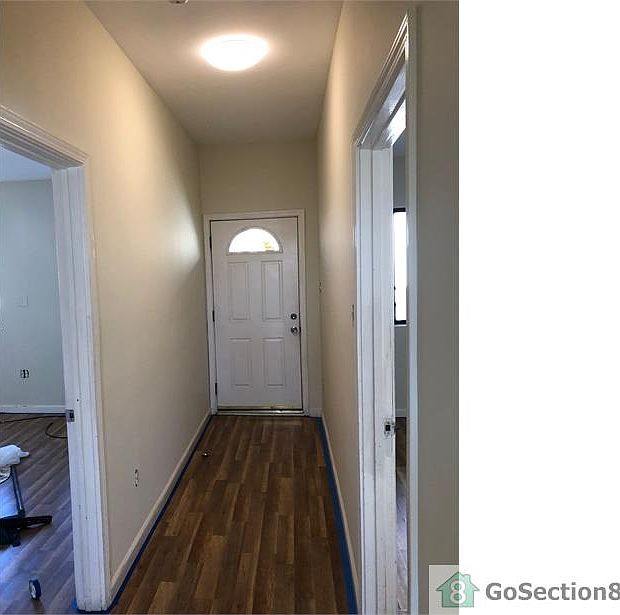 1st image of 1479 Revere Ave