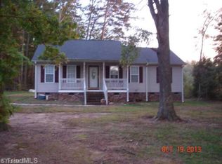 2002 Stadium Dr, Eden, NC 27288