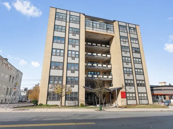 340 Main St APT 503, Melrose, MA 02176