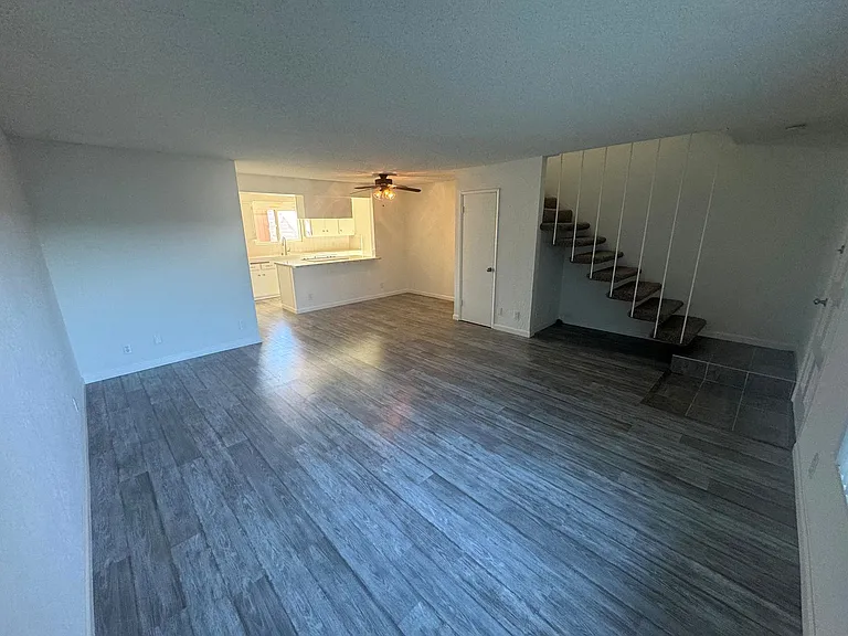3135 Harbor Blvd — Photo 7
