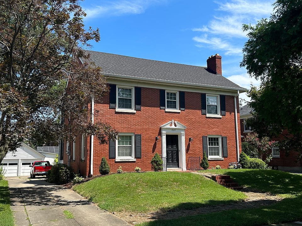 Duplex, Garage and Driveway