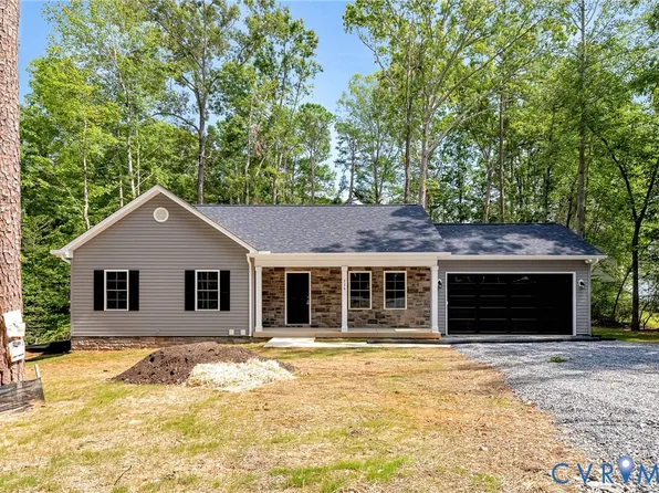 226 Sea Cliff Dr, Ruther Glen, VA 22546