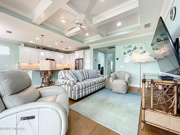 5th image of 329 Margaritaville Ave