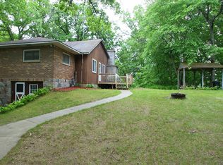 8759 Dorothy Ave, Brainerd, MN 56401