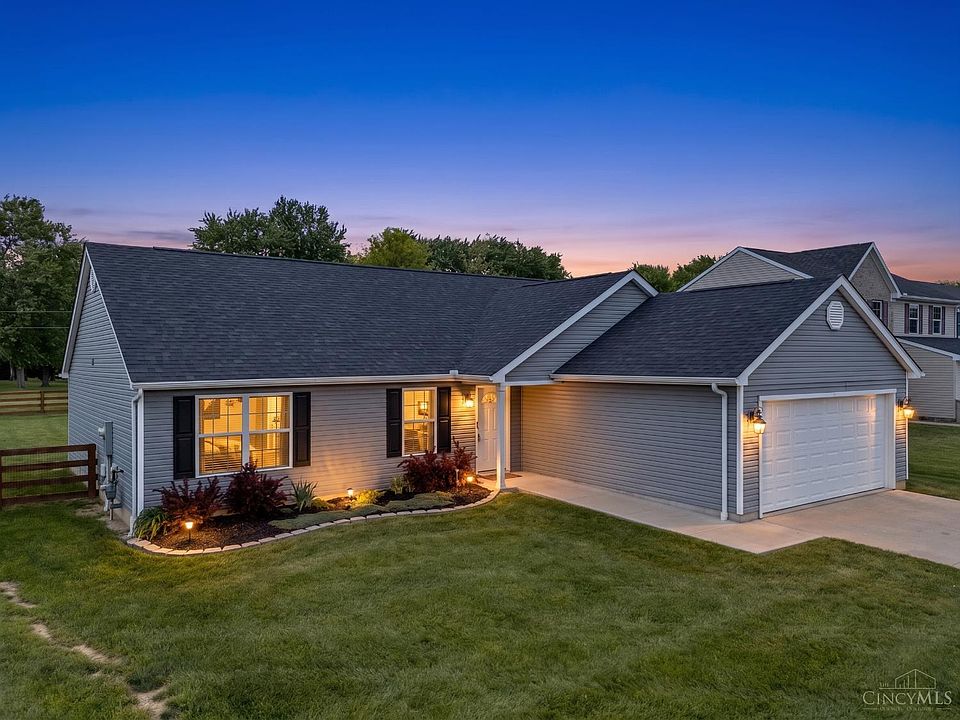 1st image of 2386 Vista Lake Dr