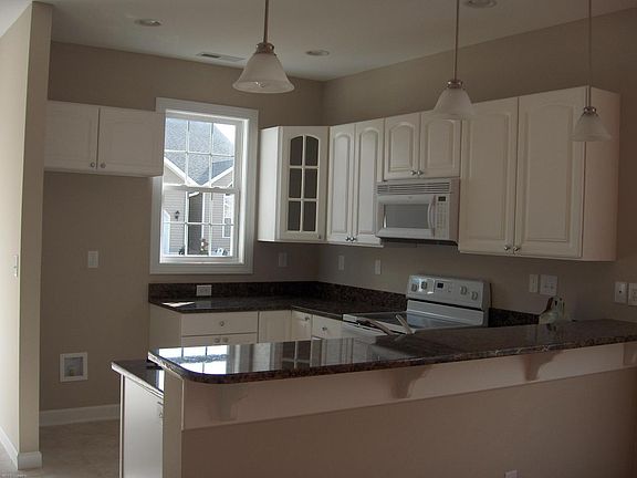2nd image of 522 Village Green #9B