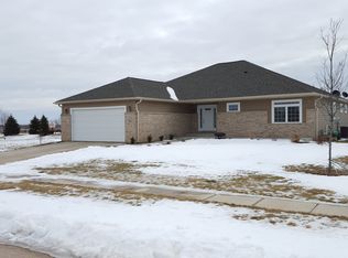 3051 Huntington Dr, Belvidere, IL 61008