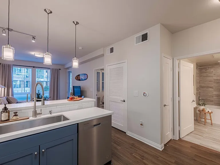 IMT Laguna Niguel — Photo 16