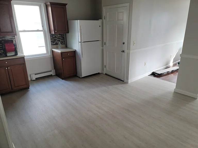 20 Forest Avenue Ct #2 — Photo 2