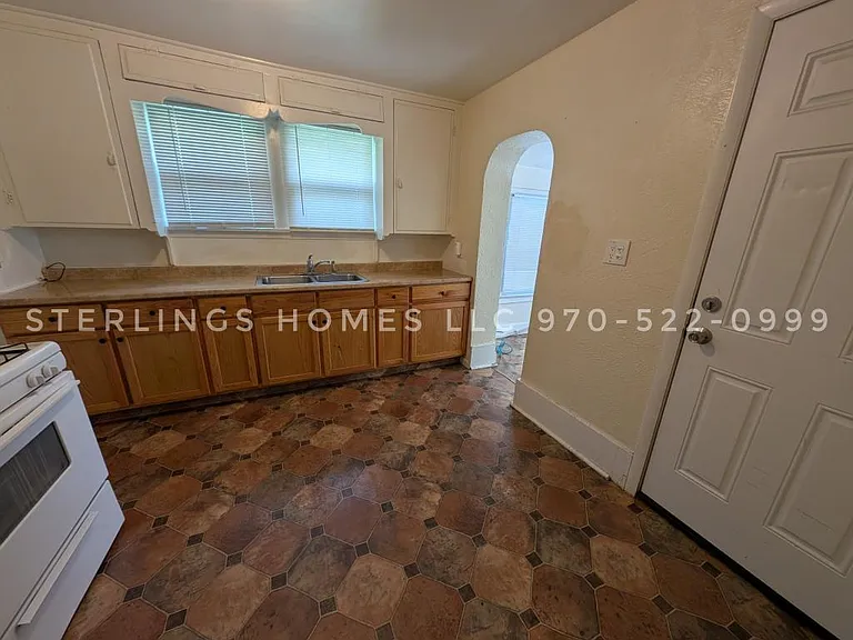 430 N 2nd Ave #F — Photo 3